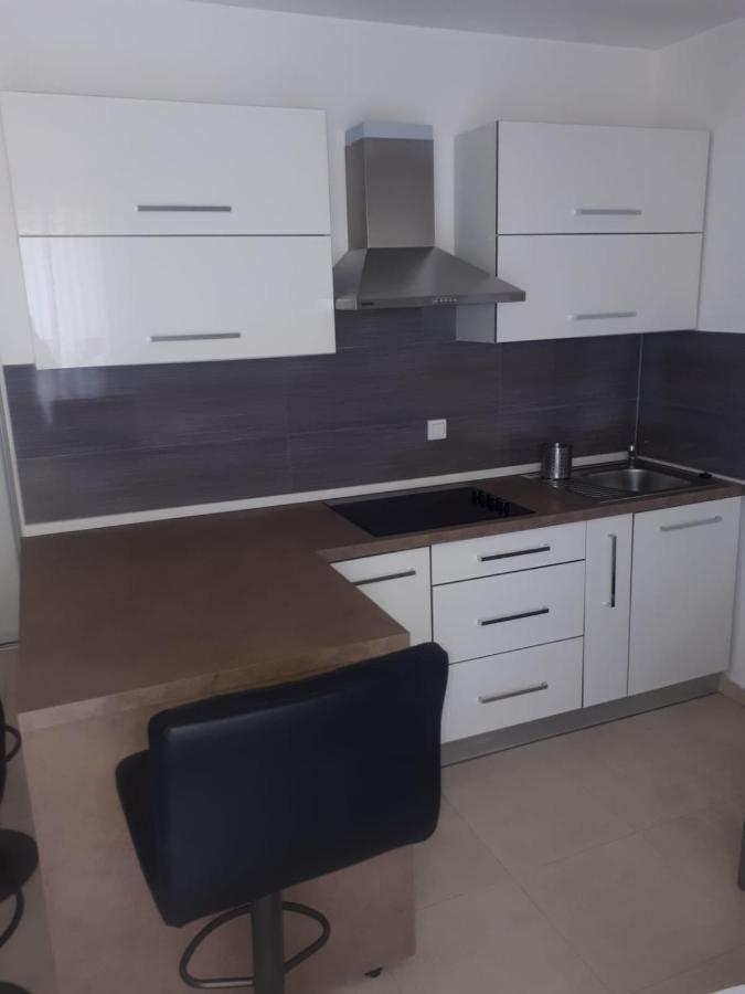 Studio Apartman Labrador Водице Экстерьер фото